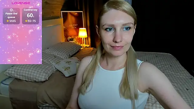ReginaAmour webcam