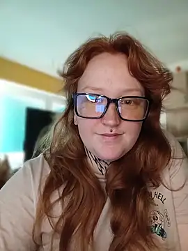 CURVYSAKURA webcam
