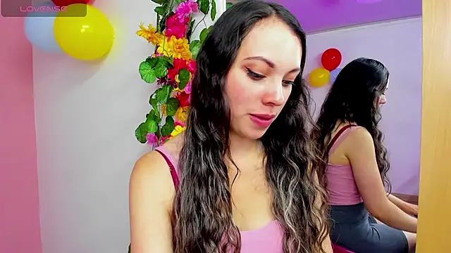 Watch AshleyBenoitt live on EroticFlix - High definition streams