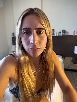 NicoleWilder webcam