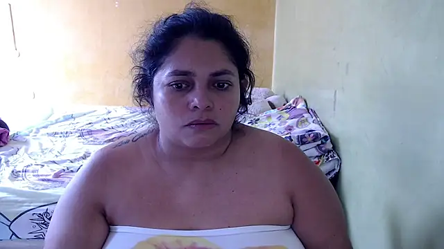 yulieth_bbw webcam