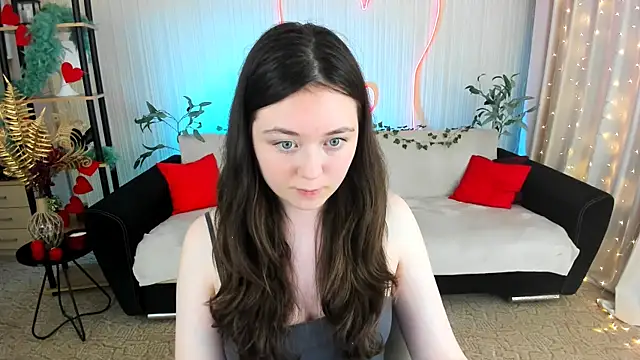 AlluringLookk webcam