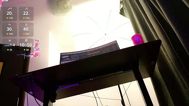 AriannaSins webcam