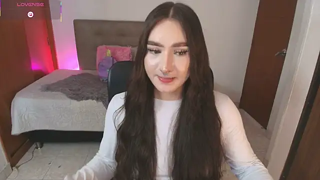 Miley_Baker webcam