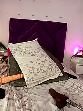Watch haileystone live on EroticFlix - High definition streams