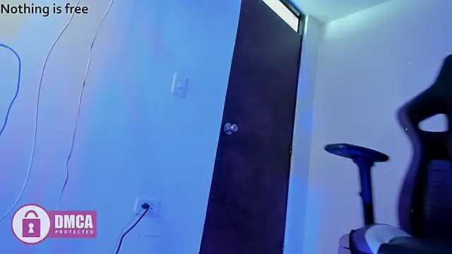 Watch Spicydollx_1 live on EroticFlix - High definition streams