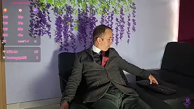 greisyandhazzan (Ask my age) - full  nude 5 min