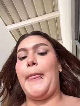 SofiaJoness_ webcam