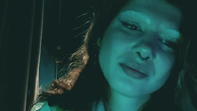 VivienDarkbloom webcam