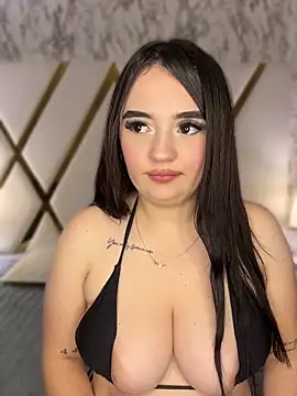 Watch ValeriaCarter live on EroticFlix - High definition streams