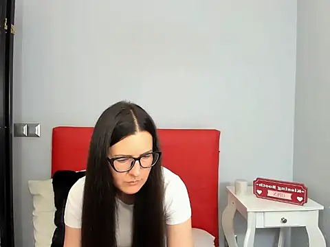 NadiaXlove webcam