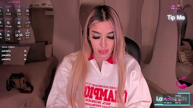 sophiepalmer (F young) - Blow job
