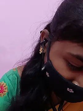 DarkRoseQueen live cam on StripChat