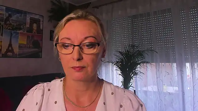 vanessa_chat webcam