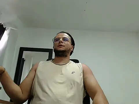 Cloudydayxxx webcam