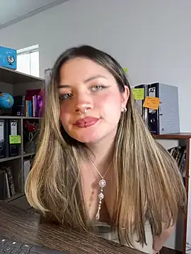 Watch juanitablue live on EroticFlix - High definition streams
