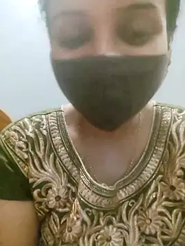 Tamil_shalini live cam on StripChat