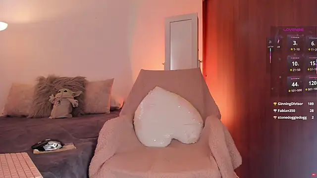 whitneyhot webcam
