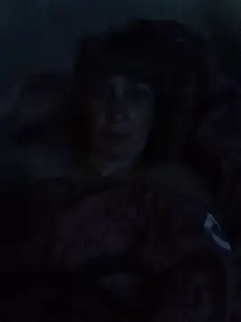 laura_kiss's live room