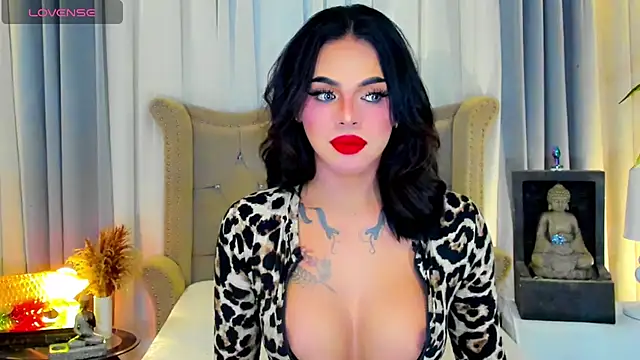 MochaliciousTransOnTop webcam
