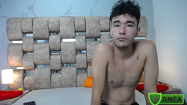 KathyAiden webcam