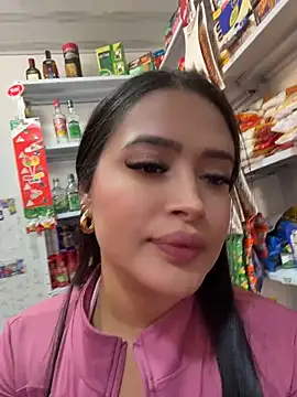 Sara_fun live Stripchat room