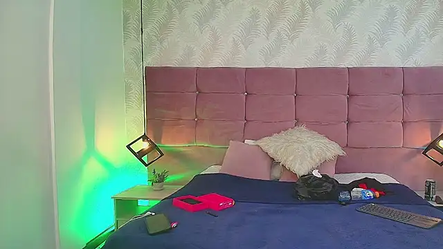 CelesteNeirafg webcam