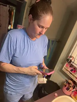 Watch lolabunny9 live on EroticFlix - High definition streams