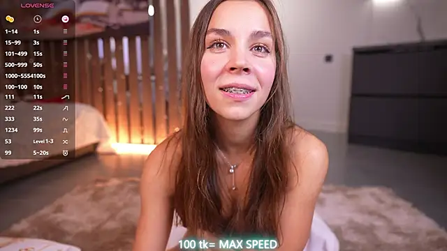 Monika__youthful