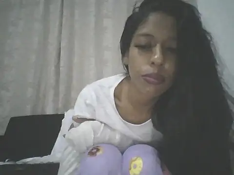 Indian_babydoll69 webcam