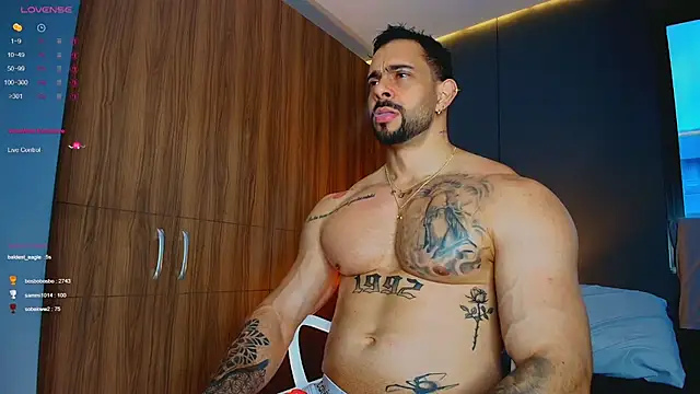 massimo_visconti (M young) - 💥get up and show off your body, flex💥