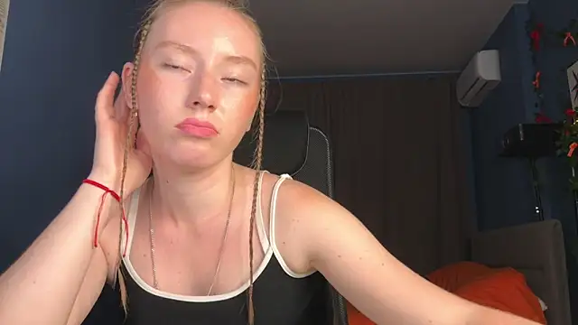 Anna_Kare webcam
