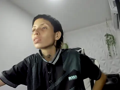 lunallena_17 webcam