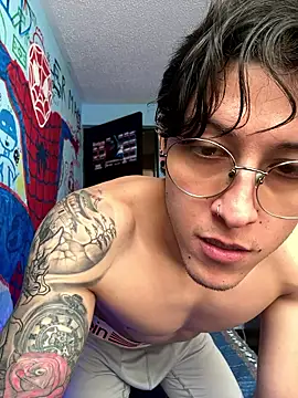 Valery_Salmons webcam
