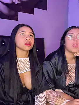 Cheerryloverss webcam