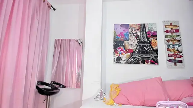 Arianaa_w webcam