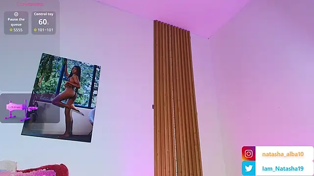 NatashaEgnath webcam