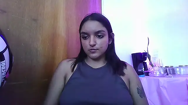 Watch Ari_20_ live on EroticFlix - High definition streams
