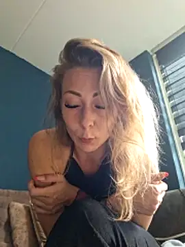 Watch dewimp1 live on EroticFlix - High definition streams