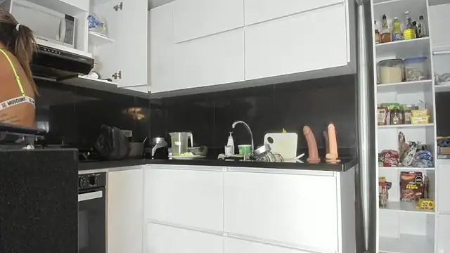 Watch angelinafit live on EroticFlix - High definition streams