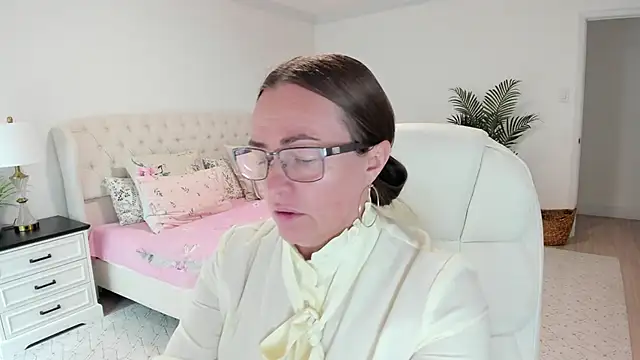 Vika73 webcam