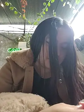 cristal__04 (F teen) - Oiling breasts in public