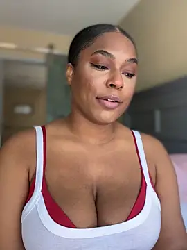candyluxxxx (F young) - SHORTS OFF + KITTY FLASH
