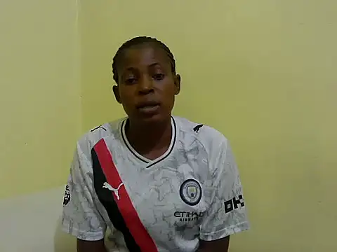 lilmomaa webcam