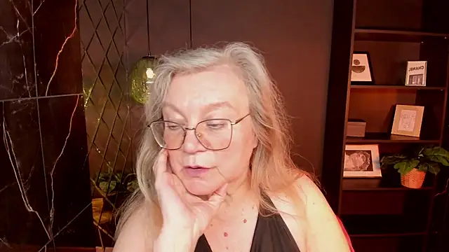 NataliMellow webcam