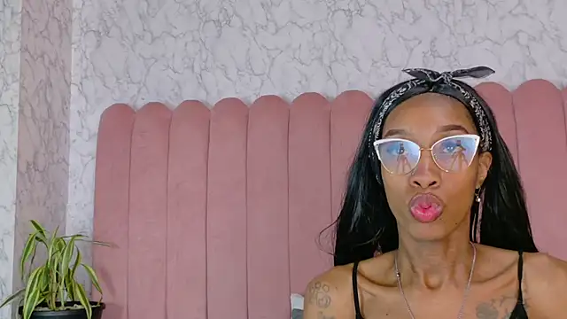 scarlhettbrown (F young) - RIDE DILDO