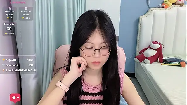luna-666 - Luna-666's free webcam - UK Sex Cams
