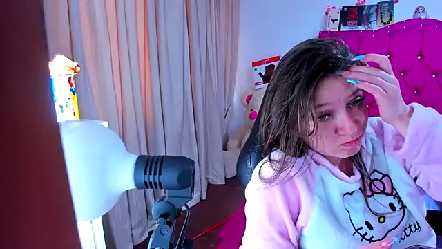 Luna_Analya webcam
