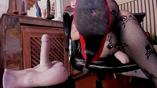 Watch madame_ibby live on EroticFlix - High definition streams
