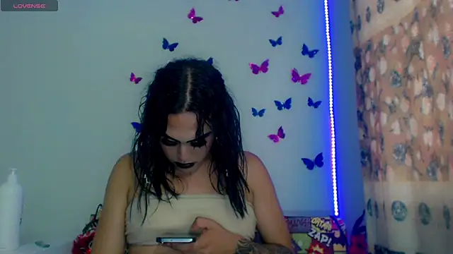 Perla_Hotcortes webcam